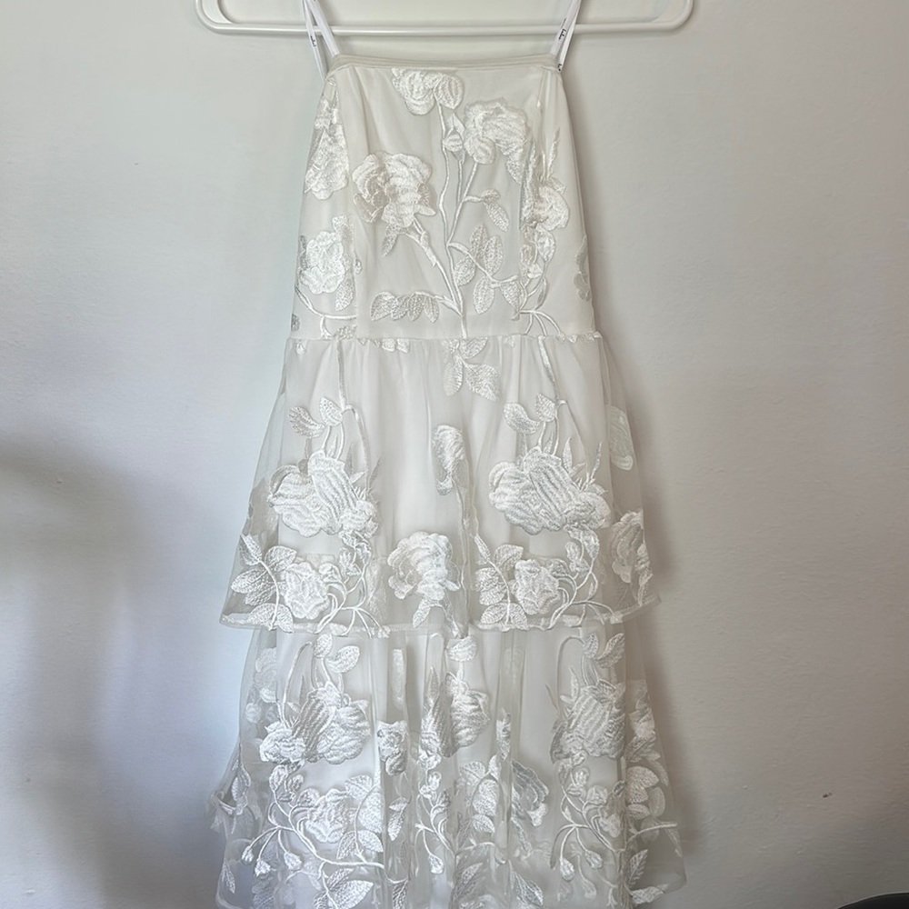 Lulus White strapless dress